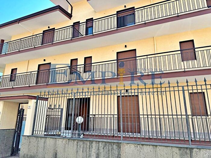 Appartamento trilocale in affitto in Via Vittorio Ronza, Gricignano di Aversa