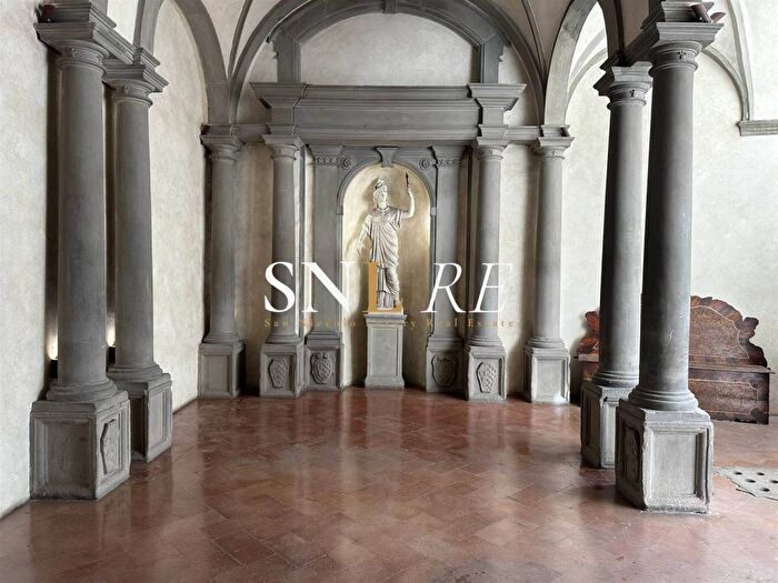 Appartamento con 6 locali in affitto in Via Por Santa Maria, Piazza della Repubblica, Firenze