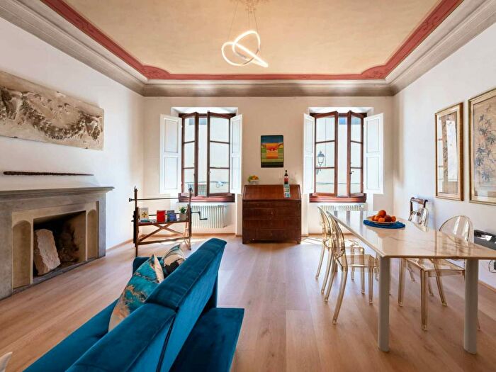 Appartamento trilocale in affitto in Via Santa Reparata, San Marco SS Annunziata, Firenze