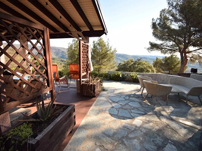Casa trilocale in vendita in Località Merea, Diano Arentino