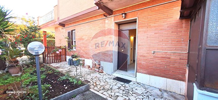 Appartamento bilocale in vendita in Roma