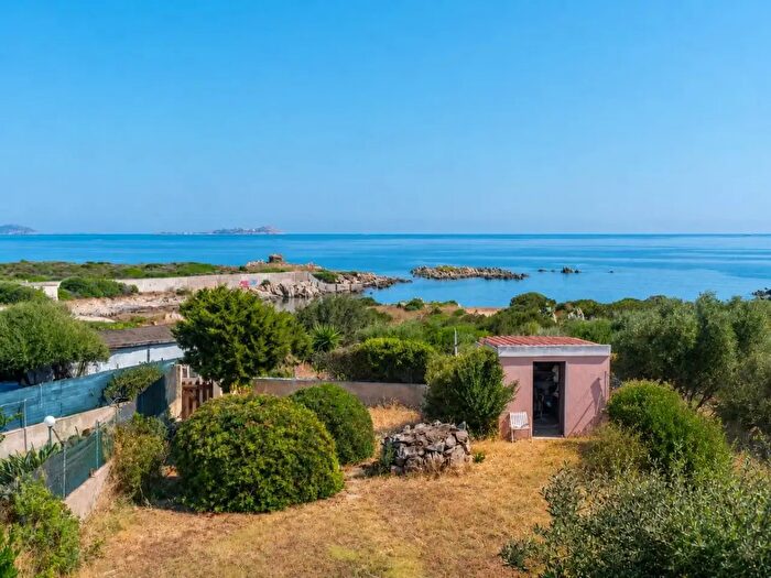 Casa con 5 locali in vendita in Via Meucci, Golfo Aranci