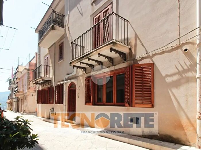 Appartamento trilocale in vendita in Via Benedetto Civiletti, Monreale