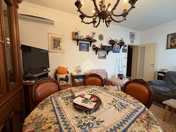 Appartamento quadrilocale in vendita in Via Europa, Vigodarzere