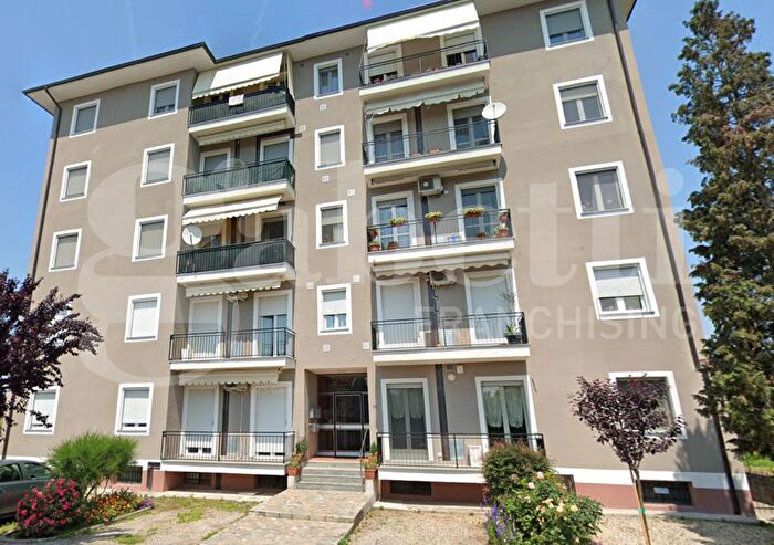 Appartamento trilocale in vendita in Vittorio Veneto, Dorno