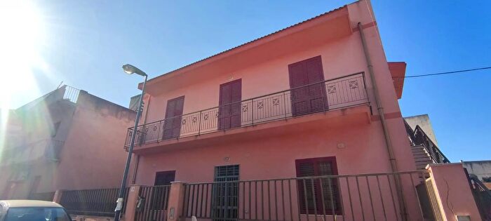 Appartamento con 6 locali in vendita in Via Marina, Villafranca Tirrena