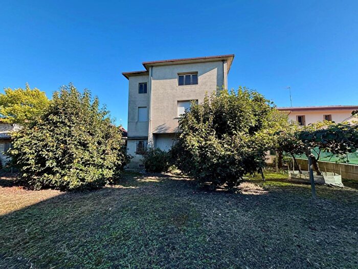 Casa con 5 locali in vendita in Valvasone Arzene