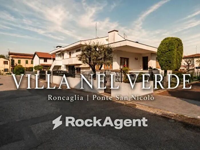 Casa con 6 locali in vendita in Via I Nievo, Ponte San Nicolo'