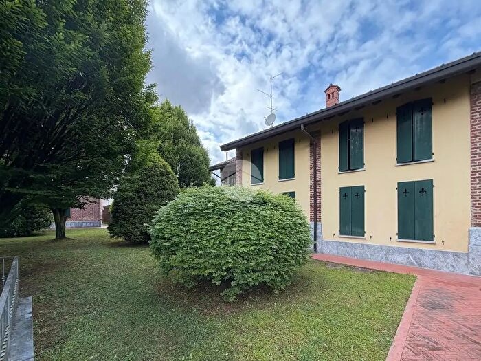 Casa quadrilocale in affitto in Strada Vicinale Foinera, Seregno