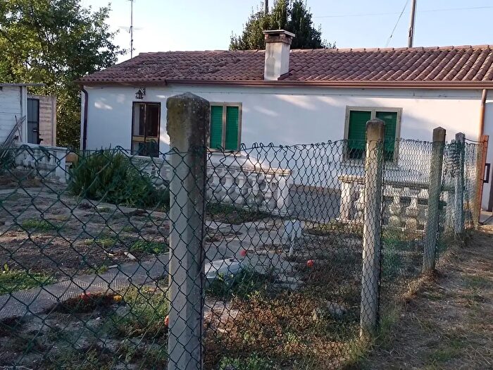 Casa trilocale in vendita in Gavello Via Matteotti, Gavello