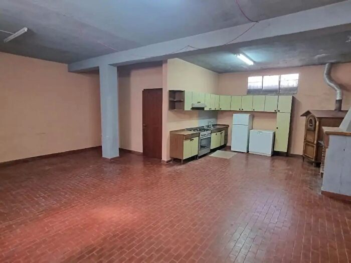 Appartamento bilocale in vendita in Via Padova Snc, Pomezia