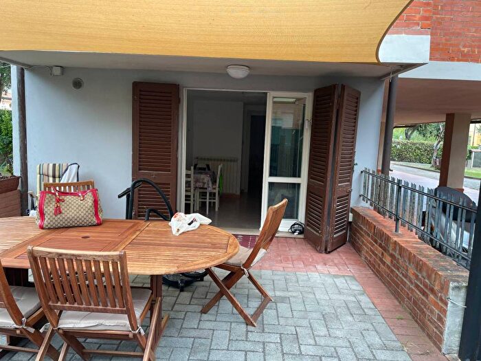 Appartamento bilocale in affitto in Via delle Eriche, Tirrenia, Pisa