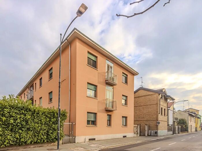 Appartamento trilocale in vendita in Via Bollate, Novate Milanese