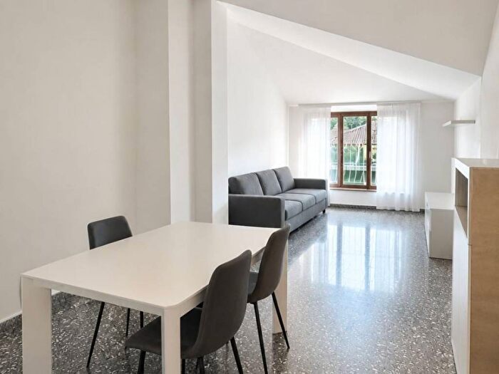 Appartamento bilocale in affitto in Via Stefano Legnani, Ippodromo San Gallo, Varese