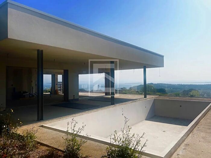 Casa con 12 locali in vendita in Via Barcuzzi, Lonato
