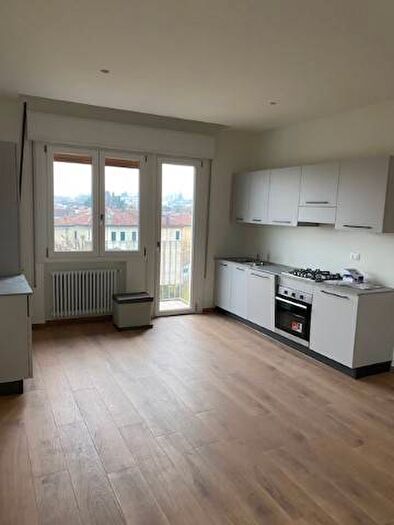 Appartamento quadrilocale in affitto in Viale Luzzatti, Treviso