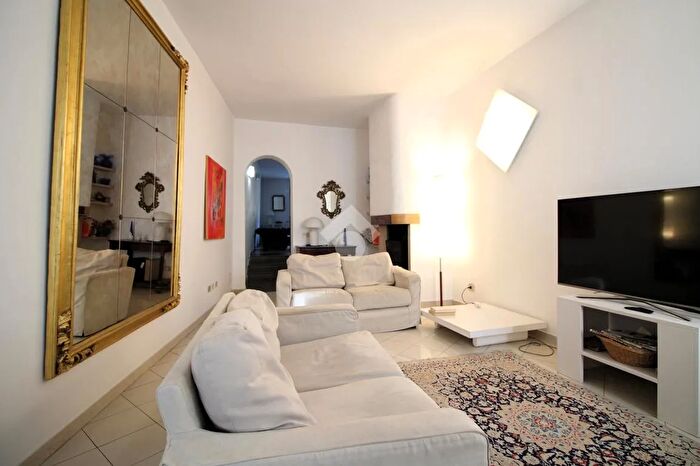 Casa con 5 locali in vendita in Viale Jacopo Mazzoni, Cesena