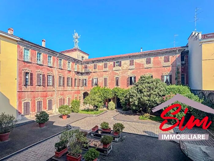 Appartamento trilocale in affitto in Via Giulietti Snc, Novara