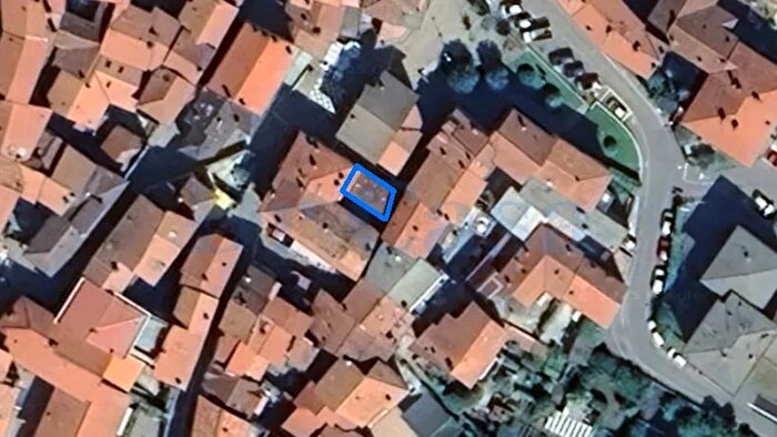 Appartamento bilocale in vendita in Via Vaglio, Marchirolo