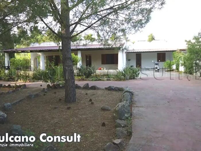 Casa con 6 locali in vendita in Strada Comunale del Pianto, Lipari