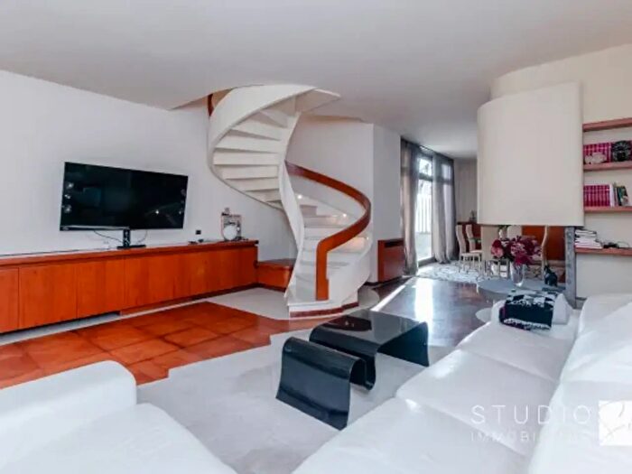 Casa con 6 locali in vendita in Via Giovanni Boccaccio, Agliana
