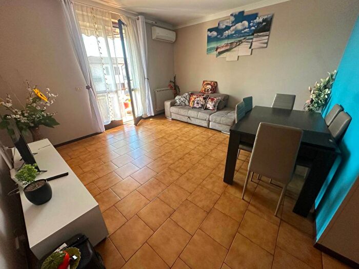 Appartamento trilocale in affitto in Centro, Ghedi