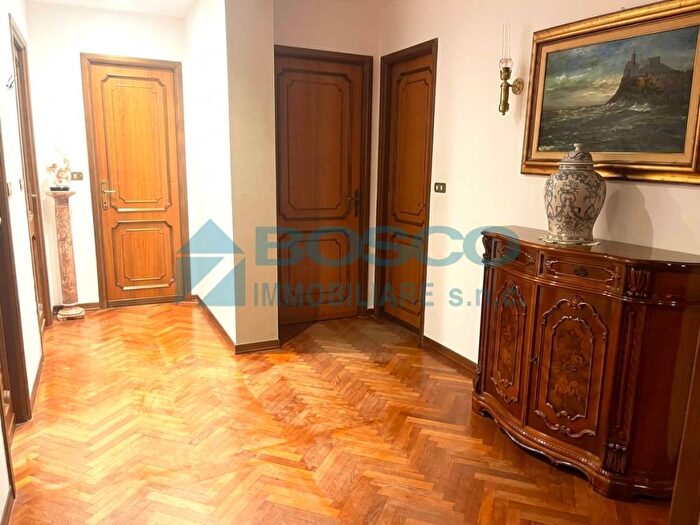 Appartamento con 6 locali in affitto in Piazzale Arrigo Boito, La Scorza Fossitermi, La Spezia