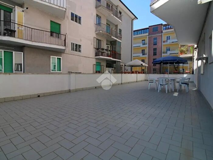 Appartamento trilocale in vendita in Via G Garibaldi, Campobasso