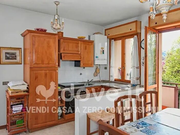 Appartamento trilocale in vendita in Via Giuseppe di Vittorio d, Torgiano