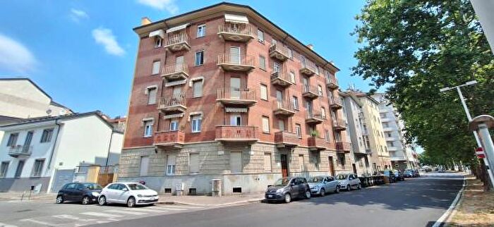 Appartamento quadrilocale in vendita in Corso Lione, Torino