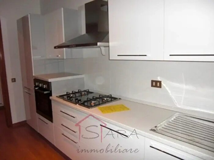 Appartamento quadrilocale in affitto in Via Palermo, Padova