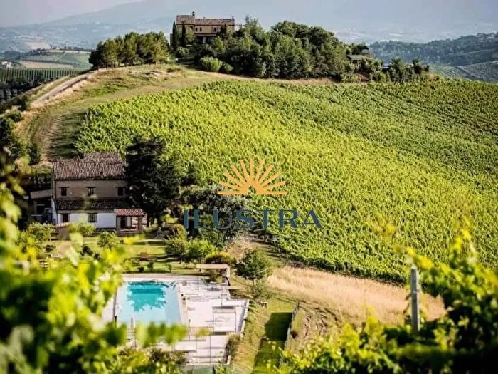 Appartamento trilocale in vendita in Contrada San Savino, Acquaviva Picena