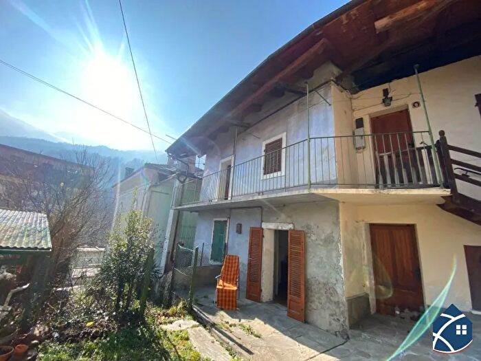 Appartamento bilocale in vendita in Pomaretto Via Balziglia, Pomaretto