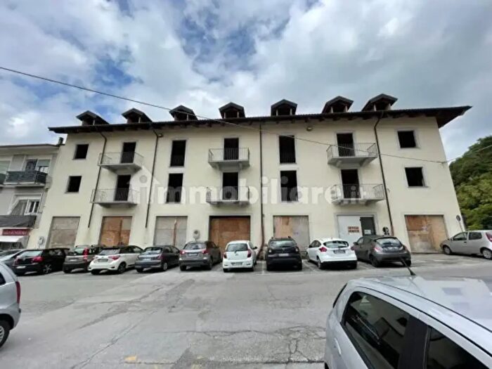 Casa con 6 locali in vendita in Via Roma, Cuneo