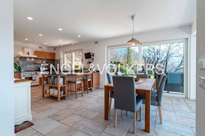 Casa con 5 locali in vendita in Via Torricelle, Trento