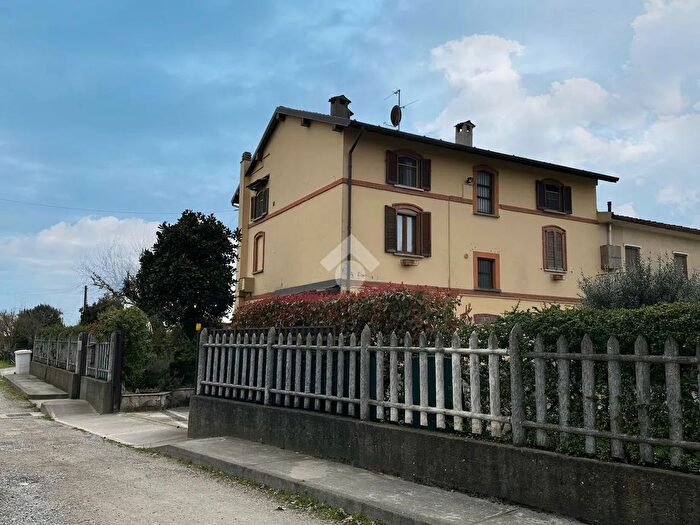 Casa trilocale in vendita in Via E Brasca, Trezzo SullAdda