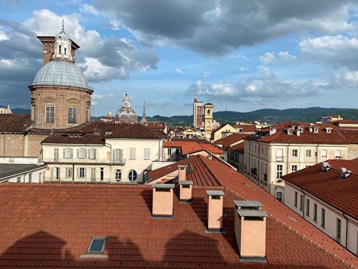 Appartamento monolocale in affitto in Via Stampatori, Quadrilatero Romano, Torino