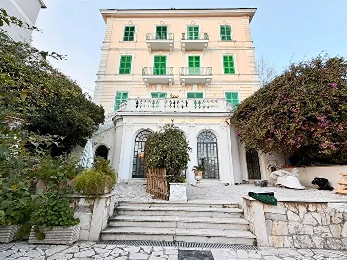Appartamento quadrilocale in vendita in Via Riviera Zanardelli, Anzio
