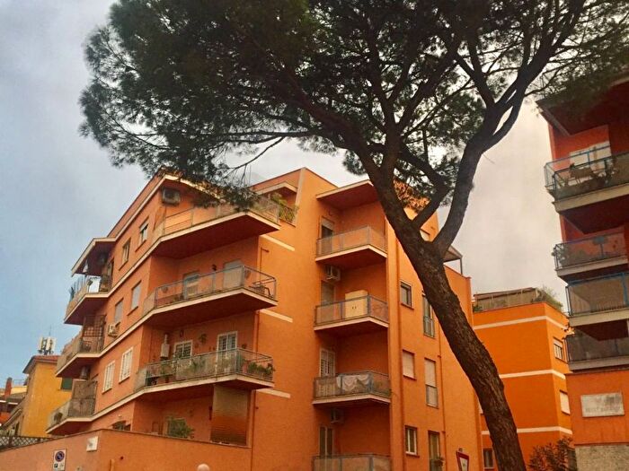 Appartamento bilocale in affitto in Via degli Estensi, Pisana Bravetta, Roma