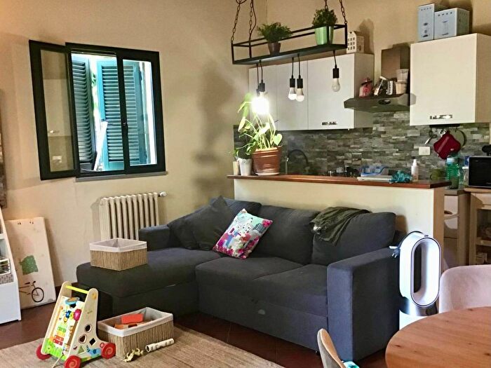 Casa bilocale in affitto in Via delle Sentinelle, Europa, Firenze