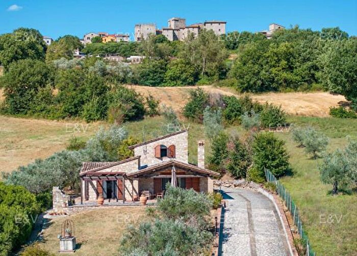 Casa con 6 locali in vendita in Via delle Fosse, Gualdo Cattaneo