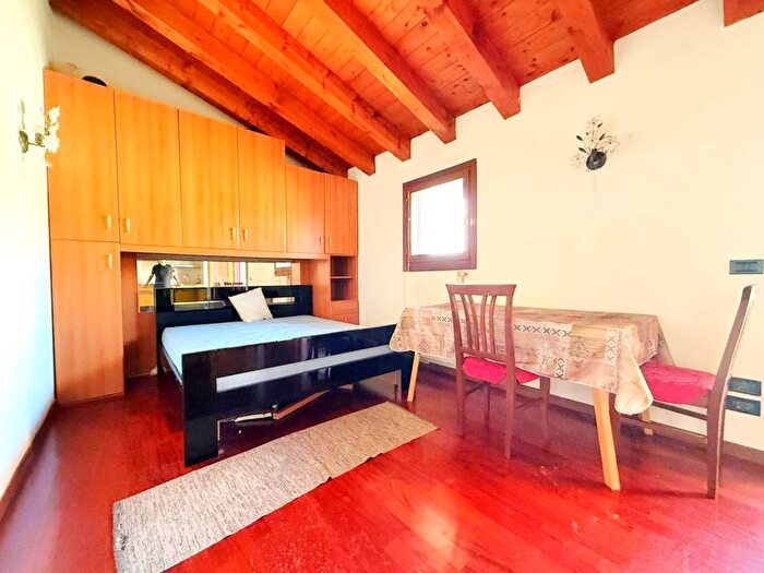 Appartamento monolocale in affitto in Via dei Fanti, Ponzano, Ponzano Veneto