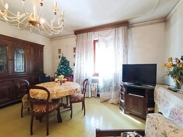 Appartamento trilocale in vendita in Via Toscana, Montecatini Terme