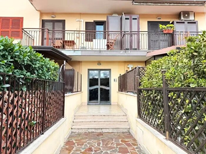 Appartamento trilocale in vendita in Via San Nullo, Giugliano In Campania