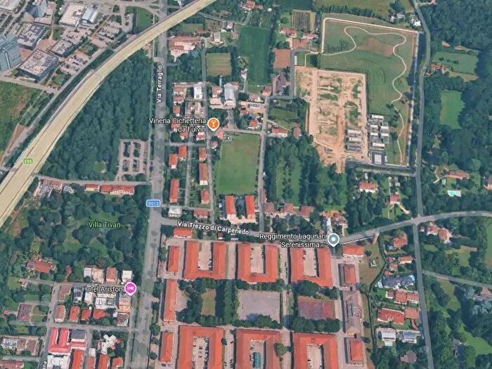 Appartamento con 6 locali in vendita in Via Terraglio, Venezia