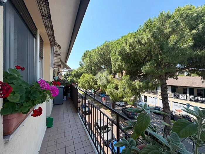 Appartamento trilocale in vendita in Via Fiume, Ravenna