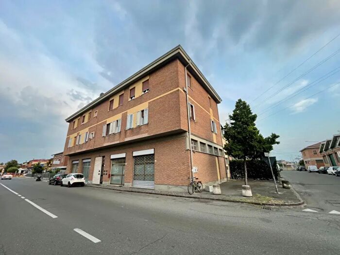 Appartamento bilocale in vendita in Via Nobili, Modena