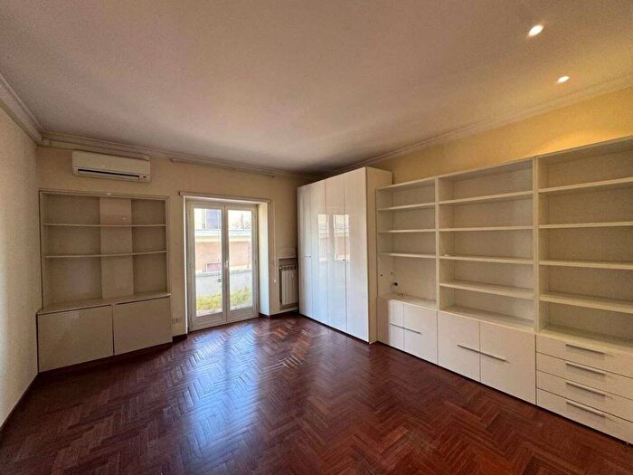 Appartamento bilocale in affitto in VIA feliciano SCARPELLINI, Euclide, Roma