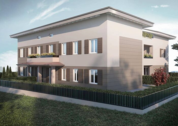 Appartamento quadrilocale in vendita in Via Claudia, Maranello