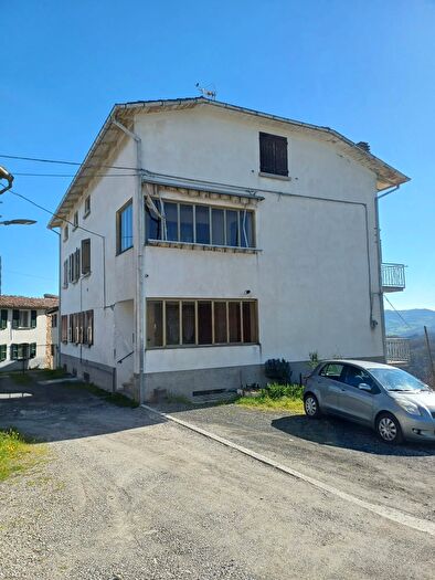 Appartamento con 8 locali in vendita in Fornovo Di Taro